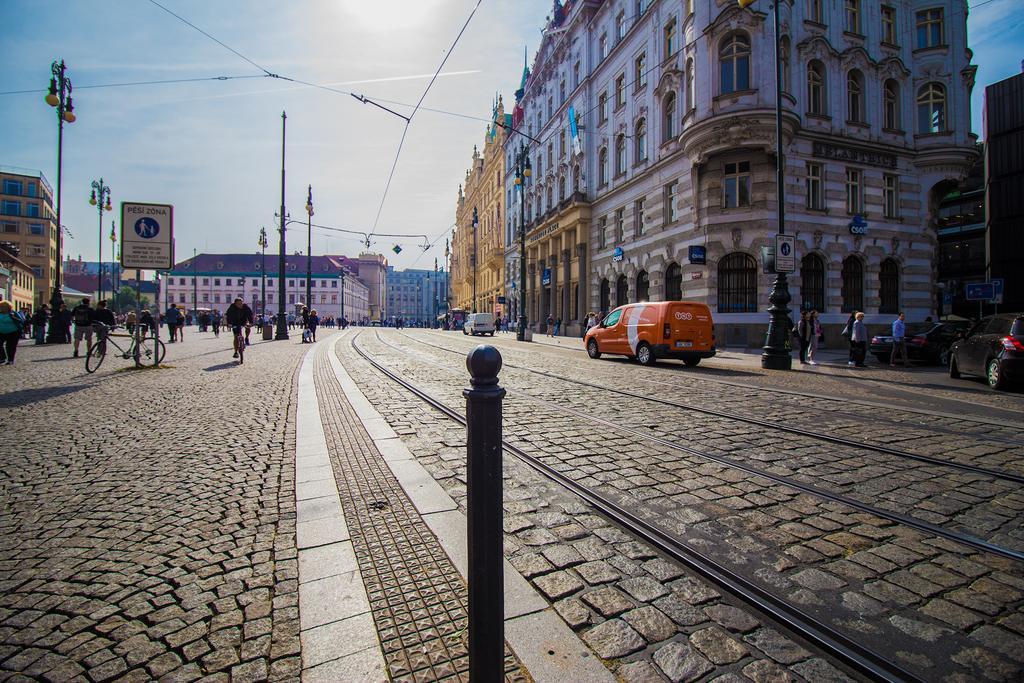 Mighty Prague Apartments Truhlarska Bagian luar foto